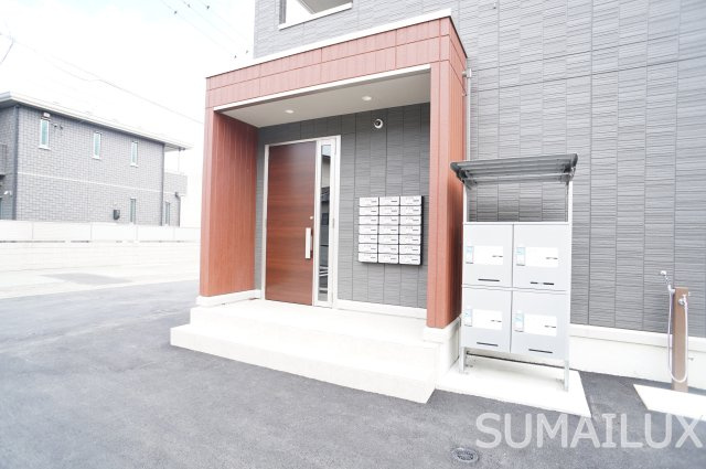 熊本市中央区本山４丁目のアパートのエントランス