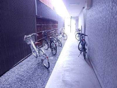 アークリード京都黒門の駐車場|駐輪場