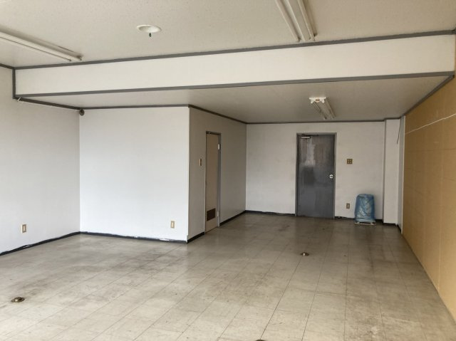 亀山総合ビルの内装
