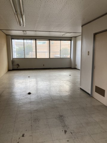 亀山総合ビルの内装