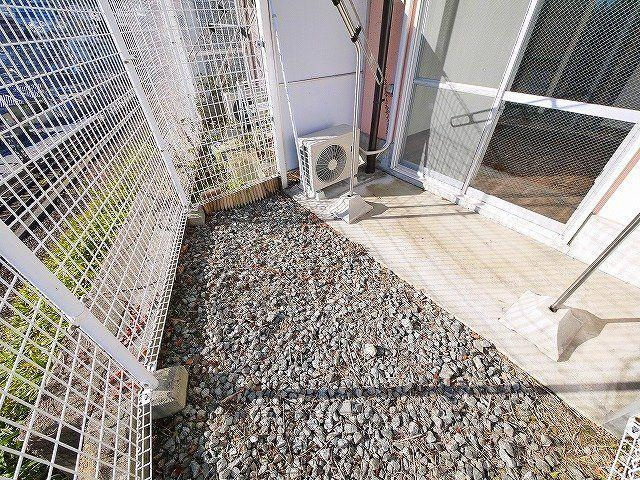 シティパレス生駒谷田町Ｐ６の庭|たまにはお庭で休日を過ごしてみるのもよいかもしれません