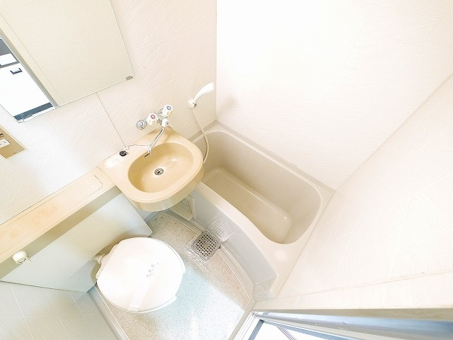 シティパレス生駒谷田町Ｐ６の浴室|お風呂です