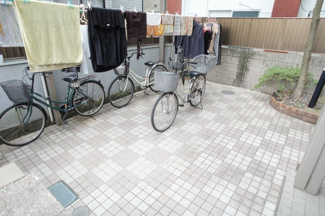 【駐車場】 | 広々駐車場です。