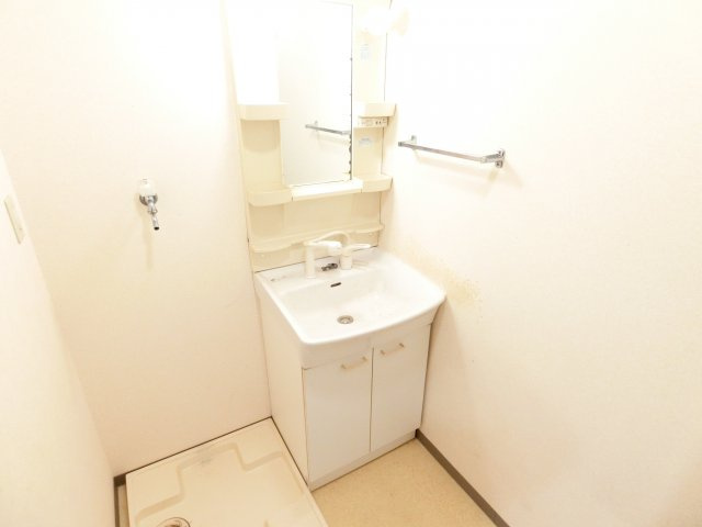 セカンドパレスの独立洗面台