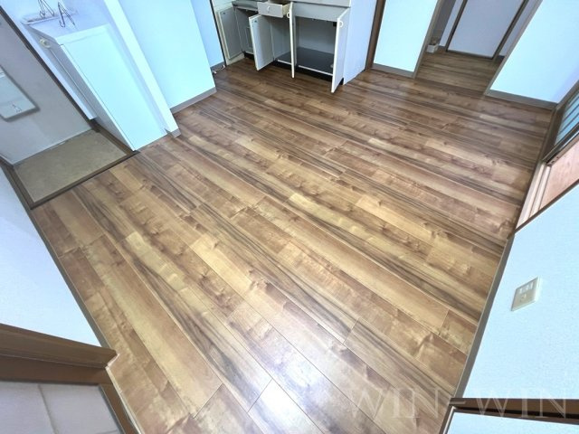 パークサイド西小鷹野 Ⅲの居間・リビング