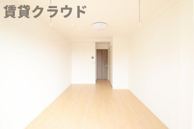 フォーシーズン千葉の居間・リビング|ホームページにもっと写真あります！『賃貸クラウド』で検索！！