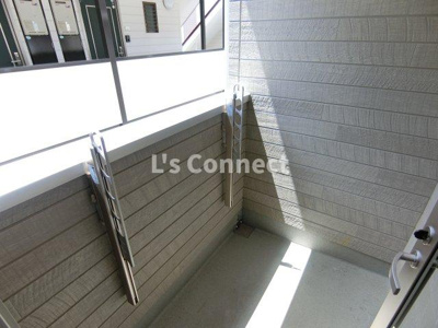 【バルコニー】 | ＦＯＲＴＲＥＳＳ壱番館 | ２階にはベランダがあります。