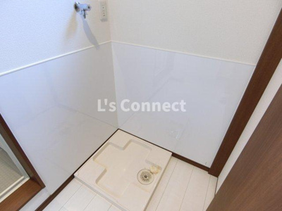 【設備】 | ＦＯＲＴＲＥＳＳ壱番館 | 室内洗濯機置き場には排水パン付き。
