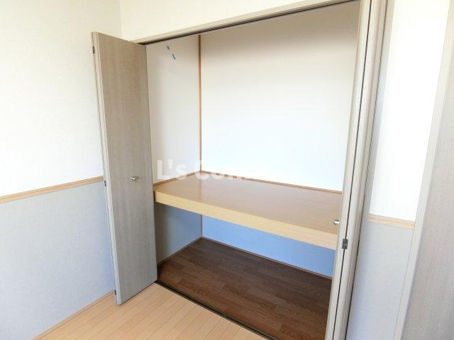 【設備】 | ヴェルドミール Ｓ | 各洋室に収納付き。