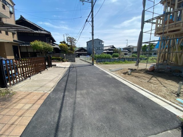 サン・タウン三箇３丁目の前面道路含む現地写真|■南向きで日当たり良好ですよ♪♪
