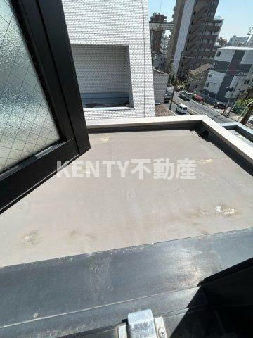 【バルコニー】 | ルーブル大森六番館 | 暖かな日差しのふりそそぐバルコニー