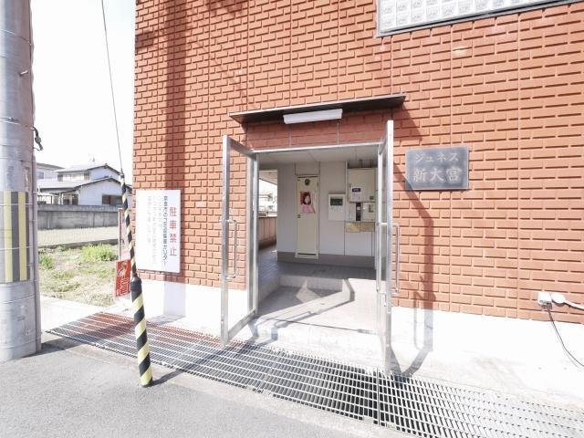 ジュネス新大宮Aのエントランス|エントランスです