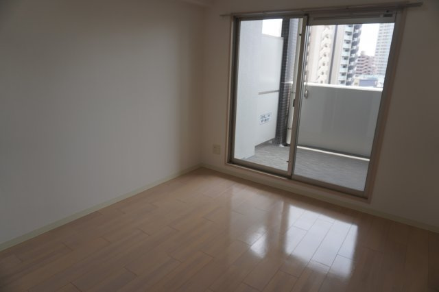 仲介手数料0！！パークフラッツ金山の洋室