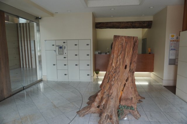 仲介手数料0！！パークフラッツ金山のエントランス