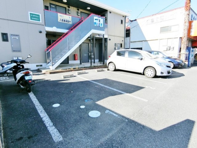パークアベニューの駐車場