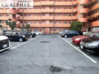 【駐車場】 | ライオンズマンション明石大久保 | 敷地内に駐車場ございます♪来客駐車場有り！！