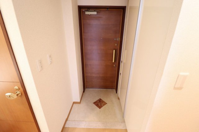 【玄関】 | コンソラーレ東野田