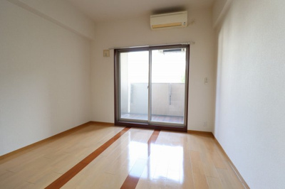 【洋室】 | コンソラーレ東野田