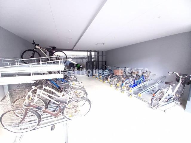 ポルト・ボヌール神戸湊川公園の駐車場