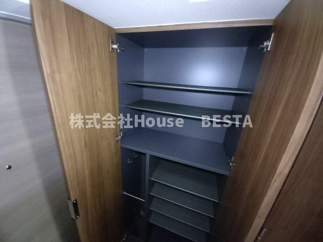 ララプレイスザ・神戸シルフの収納