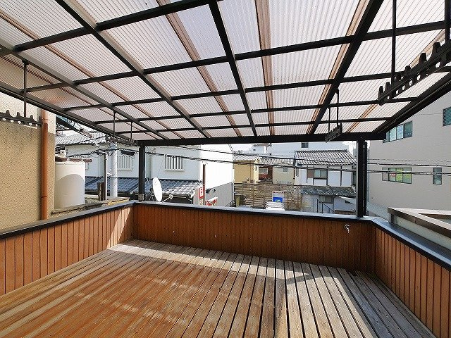 服部邸のバルコニー|広々としたバルコニーがあります