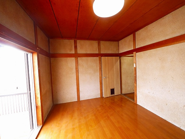 服部邸の洋室|個人の部屋や寝室として使える洋室です