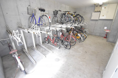 【その他共用部分】 | CASSIA福島駅前　仲介手数料無料 | 駐輪場