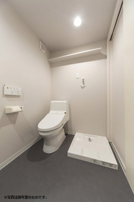 【トイレ】 | カーサクレシア横手南 | 別号室の写真になります。現況優先。