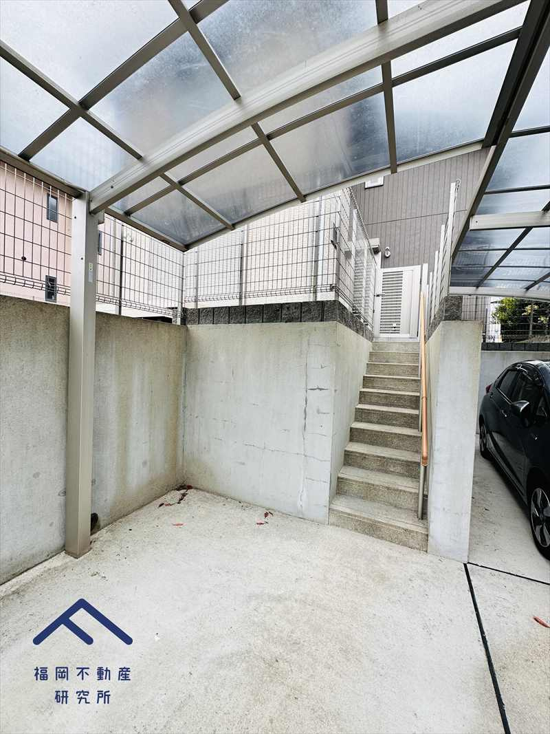 宗像市青葉台１丁目　戸建ての駐車場