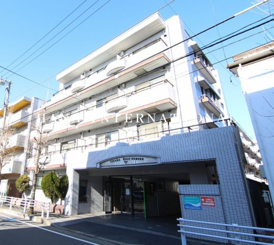 ユタカローズガーデンの外観