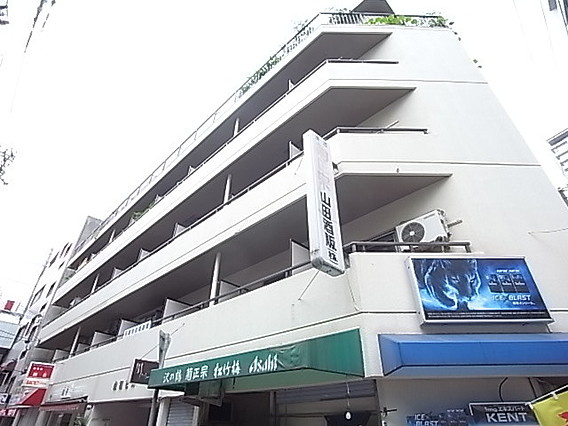 山田ビルの外観