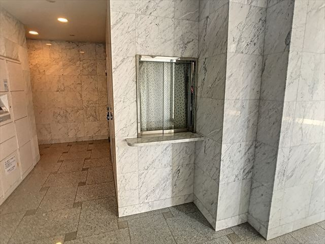 【エントランス】 | 清潔なエントランスです
