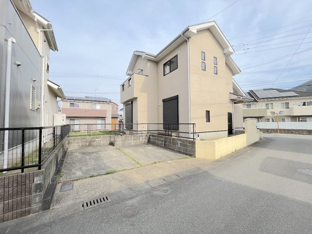 福岡市早良区内野３丁目の駐車場