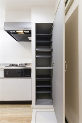 【エントランス】 | La festa | 建物の内部です