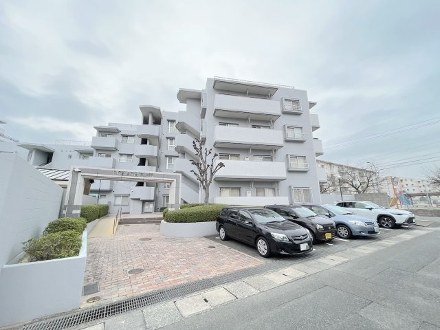 エクレール下山門の外観