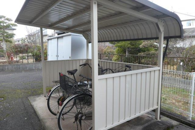 倉敷市茶屋町のアパートのその他共用部分|駐輪場