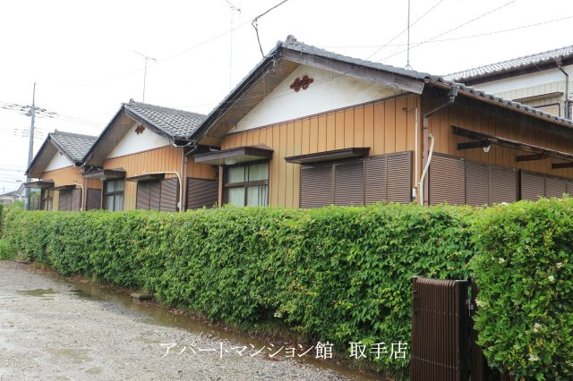 平屋建貸家の外観