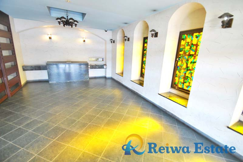 ルシオン茅ヶ崎のエントランス