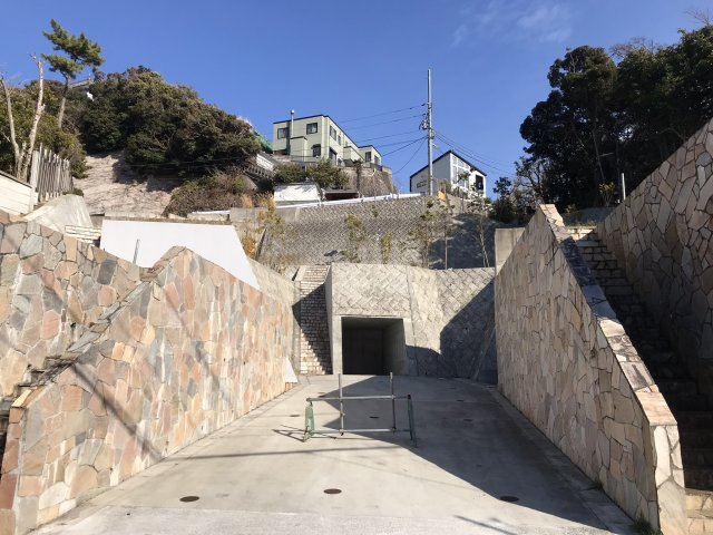 極楽寺 駅徒歩4分 海の見える高台 売地の外観|No.1は左側手前から2番目になります。