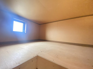 【その他】 | 下石倉町中古戸建て | ■屋根裏収納です！
■普段使いしないものや衣替えにも便利です！