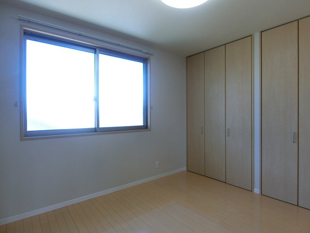 カーサ・ヴィアソーレの洋室