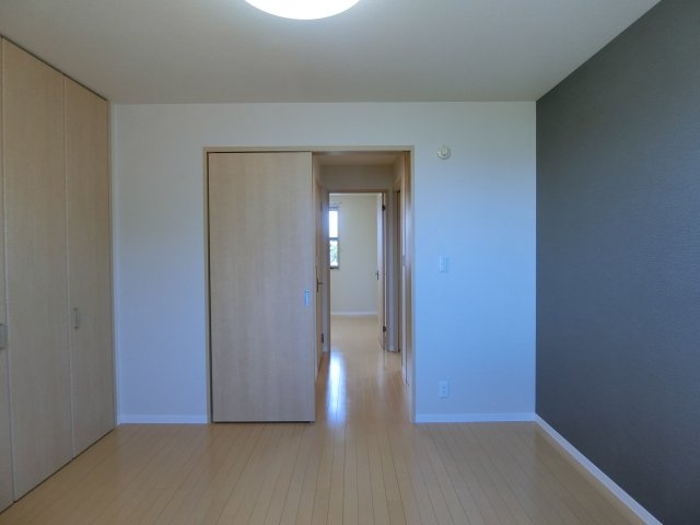 カーサ・ヴィアソーレの洋室