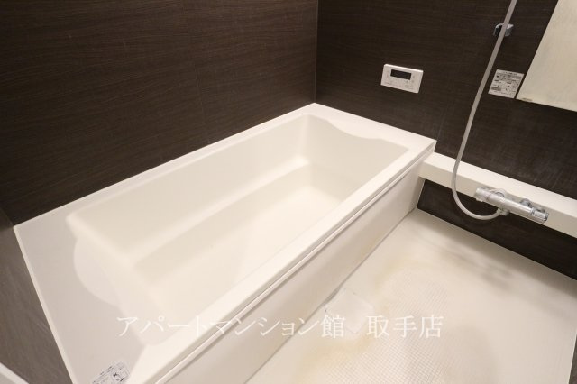 ファミールBの浴室