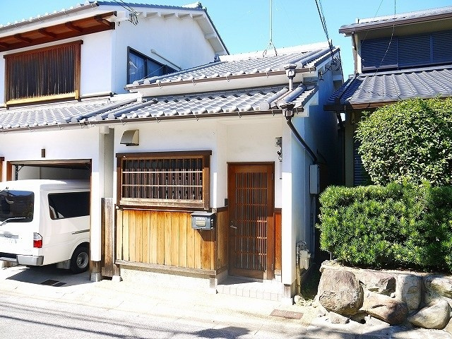 井岡貸家（高畑町）の外観