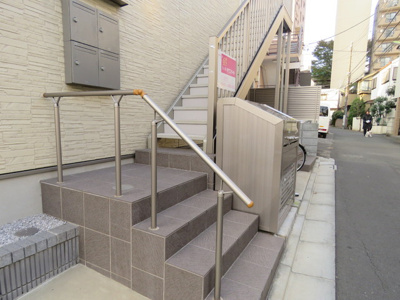 ★建物入り口★