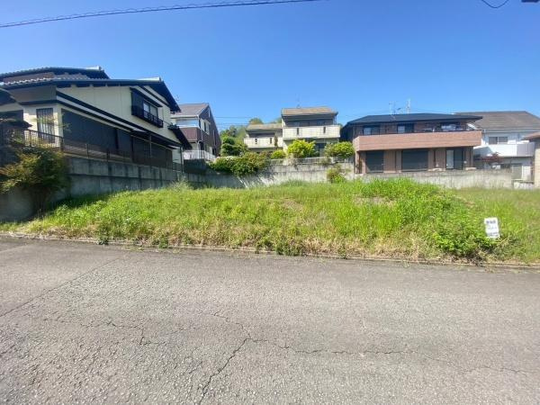 岩出市紀泉台　土地の前面道路含む現地写真