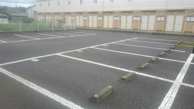 【駐車場】 | レオパレス成田空港A | 画像10