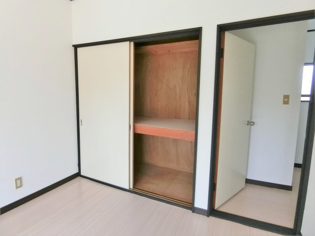 大網白里市細草貸家の収納