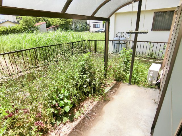 大網白里市細草貸家の庭