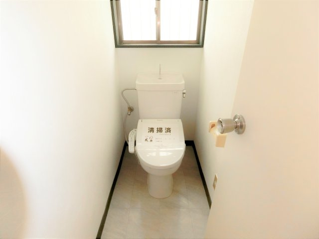 大網白里市細草貸家のトイレ